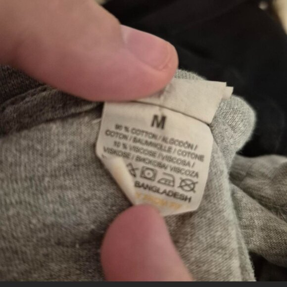 YeSaintWest top from shock casual top medium - Picture 3 of 4